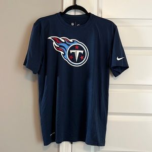 Tennessee Titans Nike Navy Logo Essential Legend Performance T-Shirt